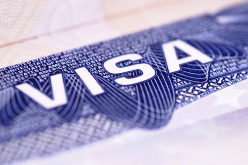 МИД Украины планирует упростить получение виз для иностранцев