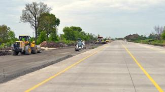 В Украине собрались построить тысячи км бетонных дорог