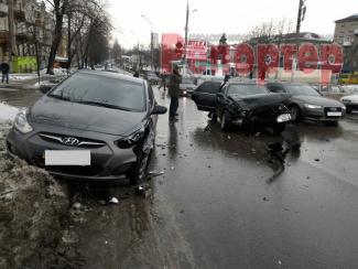 В Кривом Роге Ланос на "зебре" сбил человека
