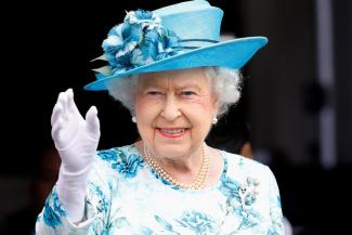 Наташа Королева нарвалась на критику за снимок полуголого Тарзана