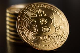 Bitcoin подешевел 4-го февраля