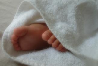 ножки младенца, фото из открытых источников