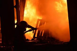 На Днепропетровщине в пожаре сгорел молодой мужчина