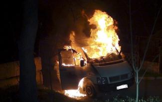 фото http://photo.unian.net, пожар в авто
