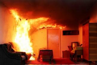 пожар в комнате, фото из открытых источников
