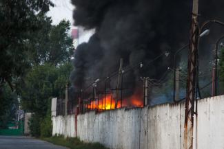 пожар на &amp;quot;Ласунке&amp;quot;, фото https://informator.dp.ua