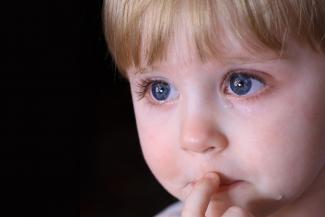 девочка плакать, фото из открытых источников