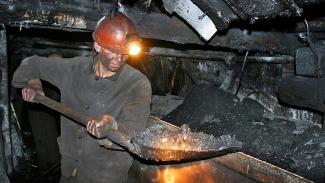 ДТЭК останавливает с 20 апреля работу 10 шахт