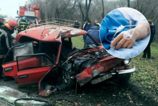 Водитель разбившегося о столб авто скончался в больнице Кривого Рога