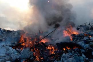 На Днепропетровщине загорелся полигон бытовых отходов