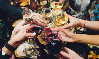 Каким знакам Зодиака грозит алкоголизм
