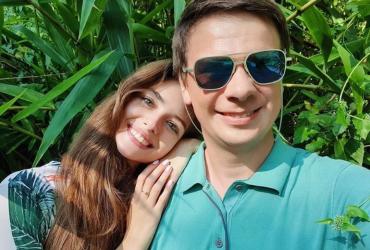 Дмитрий Комаров с женой обустраивают семейное гнездышко