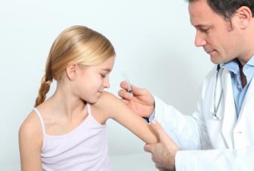 Ученые в США тестируют вакцину против коронавируса уже на людях