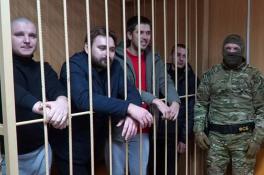 Задержанные Россией украинские моряки