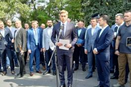 Владимир Зеленский представил Александра Бондаренко журналистам