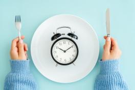 Помогает ли похудеть интервальное голодание