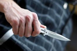 В Одессе мужчина бросался на детей с ножом