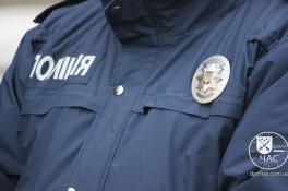 На Днепропетровщине полицейский попался на крупной взятке