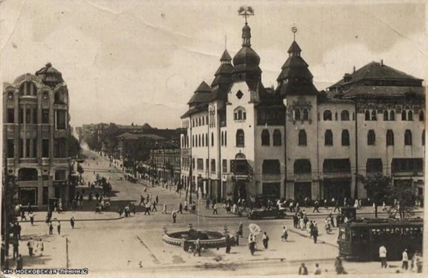 Историческая улица Короленко 