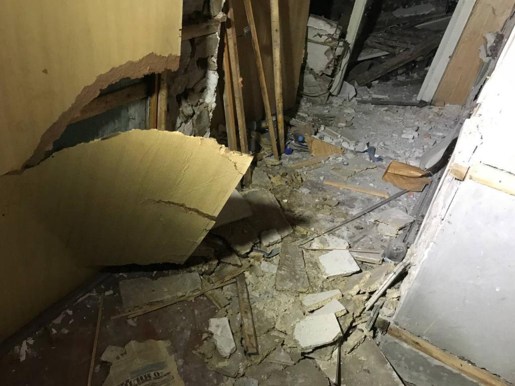 В Кривом Роге под завалами рухнувшего дома погиб человек