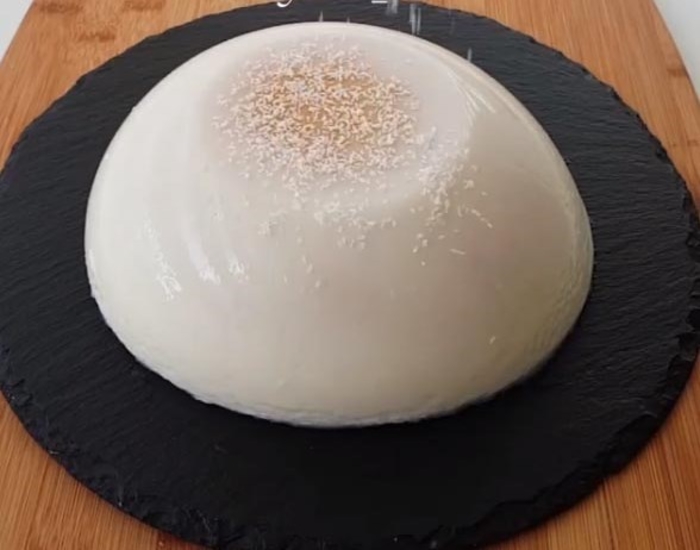 Десерт без выпечки "Яйцо страуса": рецепт с фото
