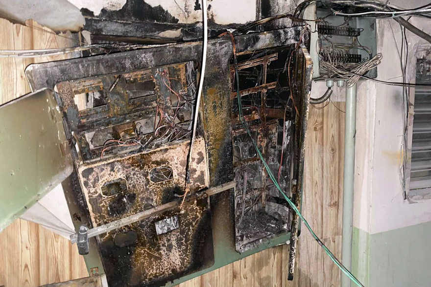 В Каменском случился пожар в 14-этажном доме