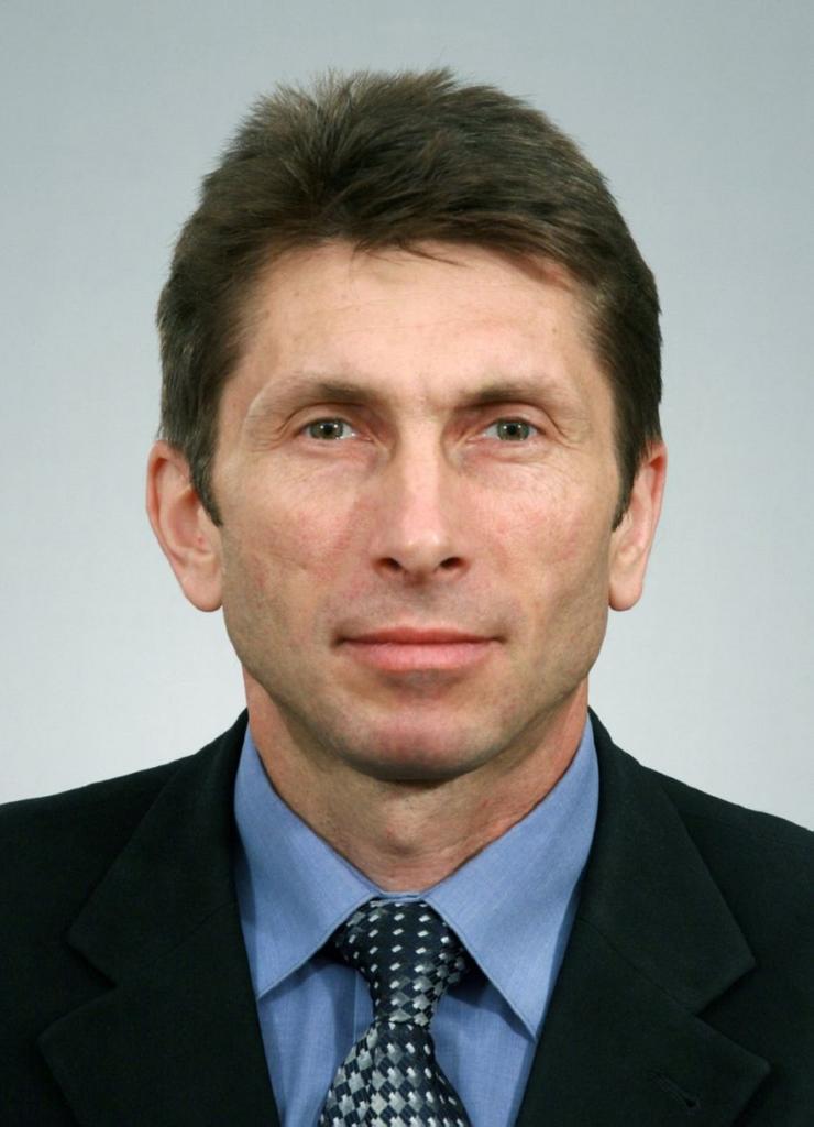 Александр Кушнарев
