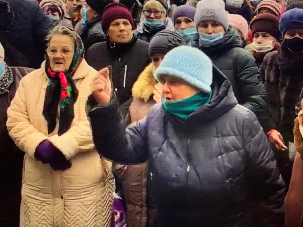 Жители Покрова митинговали против повышения коммунальных тарифов