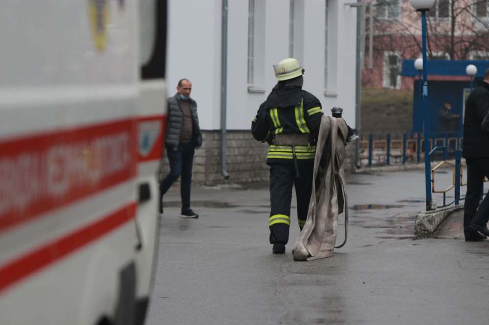 В Киеве произошел пожар в реанимационном отделении COVID-больницы