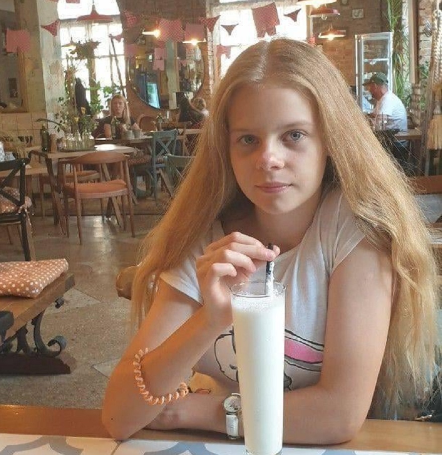 В Днепре и области ищут без вести пропавшую 14-летнюю девочку (Фото)