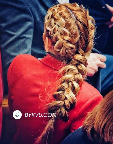 В Раде появилась "последовательница" Юлии Тимошенко с косой