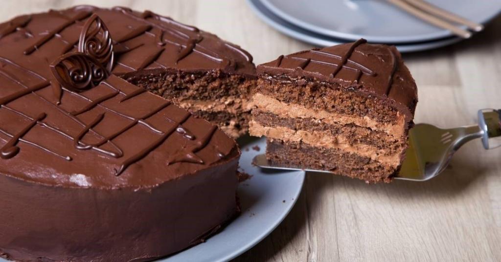 Шоколадный торт "Прага" по ГОСТу: рецепт с фото