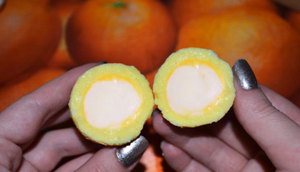 Как приготовить яйца желтком наружу