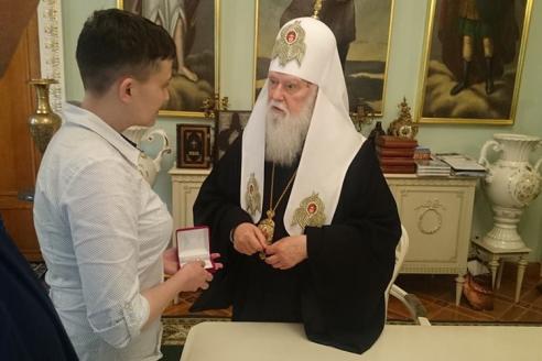 Патриарх Филарет сказал Савченко, что она не одна, героев много