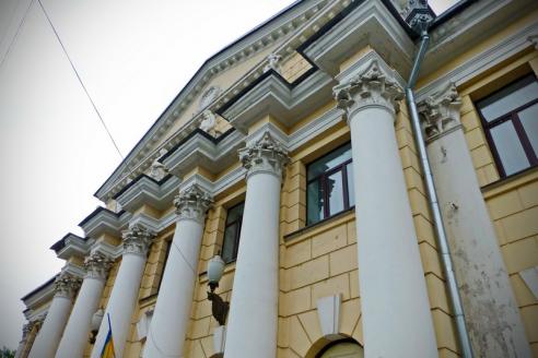 театр горького днепр