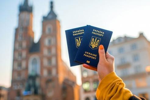 В Украине меняют правила выдачи паспортов