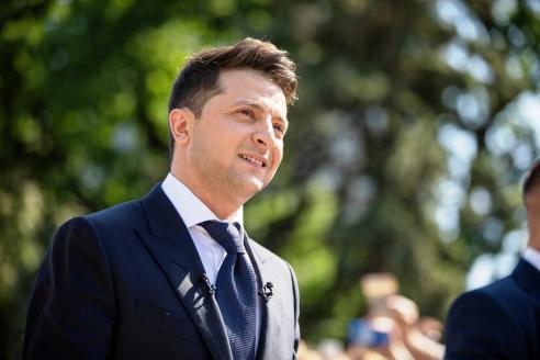 У Зеленского хотят менять Конституцию