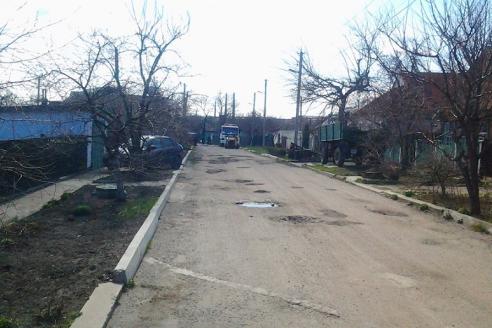 Ремонт дорог на 12 квартале в Днепропетровске. Фото: Facebook/Виталий Зуб