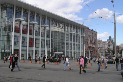 На Европейской площади в магазине фанатов &amp;quot;Днепра&amp;quot; воруют