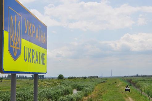 Украина закрывает границы из-за коронавируса