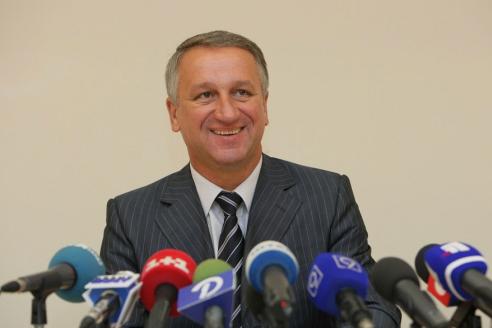 Экс-мэр Днепра Куличенко идет на выборы в Раду