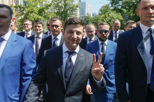 Более 3,5 тысячи украинцев хотят стать мажоритарщиками от &amp;quot;Слуги народа&amp;quot;