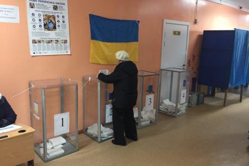 Досрочные парламентские выборы могут перенести