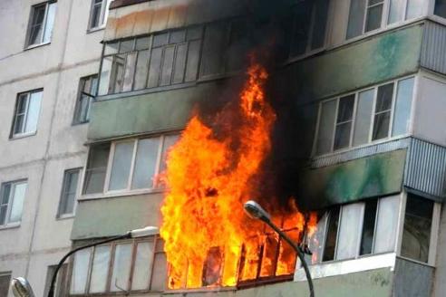 пожар в квартире, фото из открытых источников