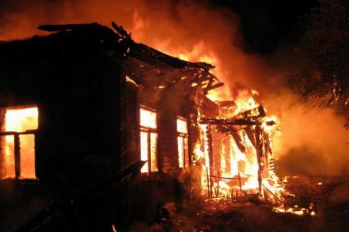 пожар в доме, фото из открытых источников