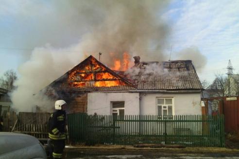 пожар в доме, фото из открытых источников