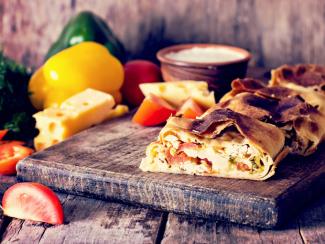 Слойки с курицей и грибами