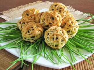 Мясные шарики в слоеном тесте