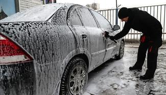 Нужно ли мыть машину зимой