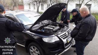 фото полиции, угнанный автомобиль